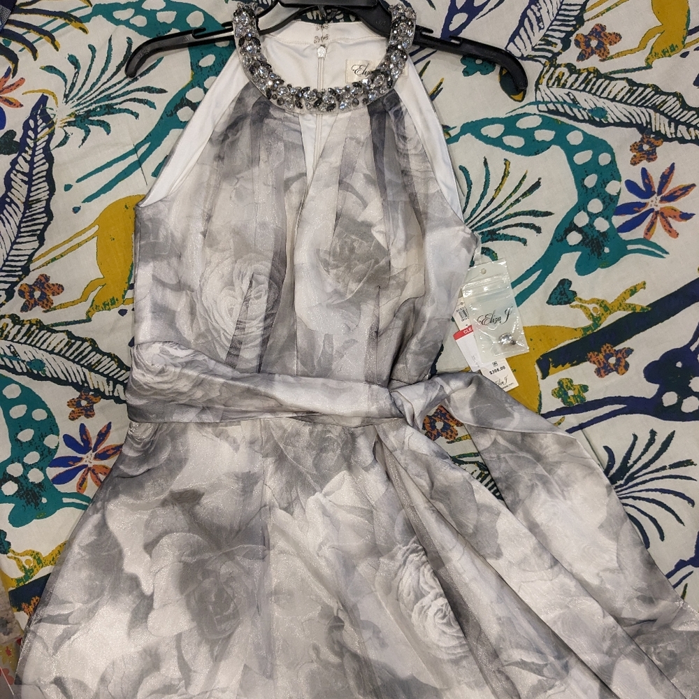 Eliza J Size 4 Halter style black/white organza gown NWT